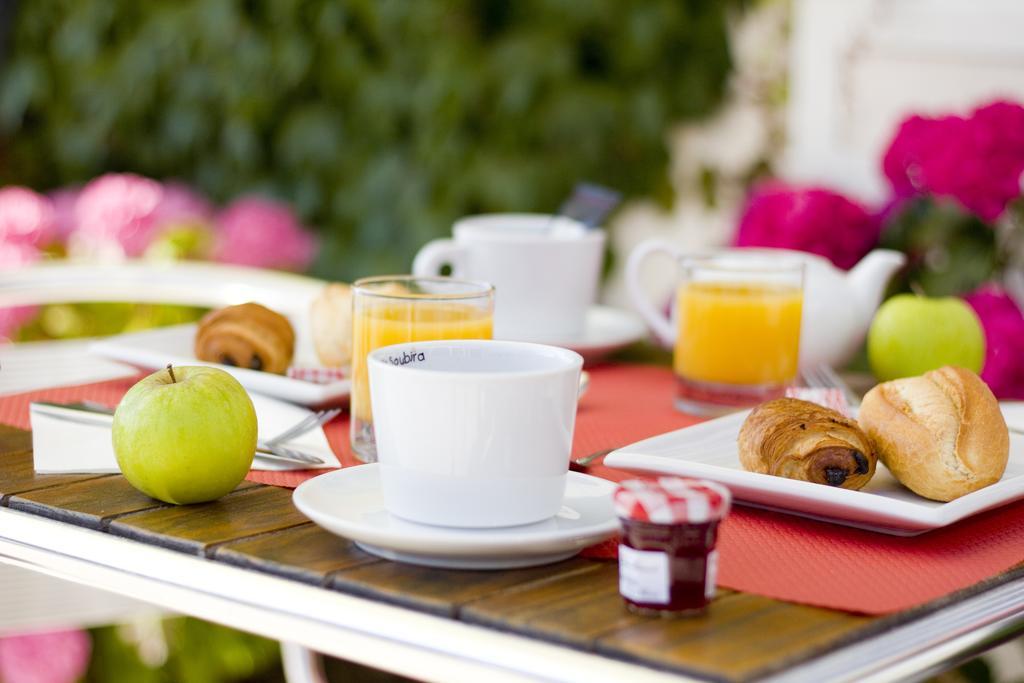 Hotel Bellevue มีมีซ็อง-ปลาจ ภายนอก รูปภาพ